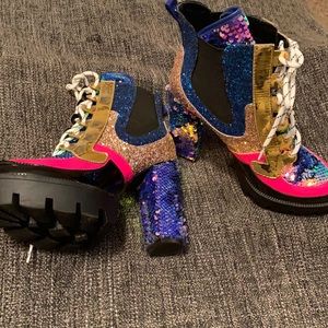 Glittery shiny tie up boots